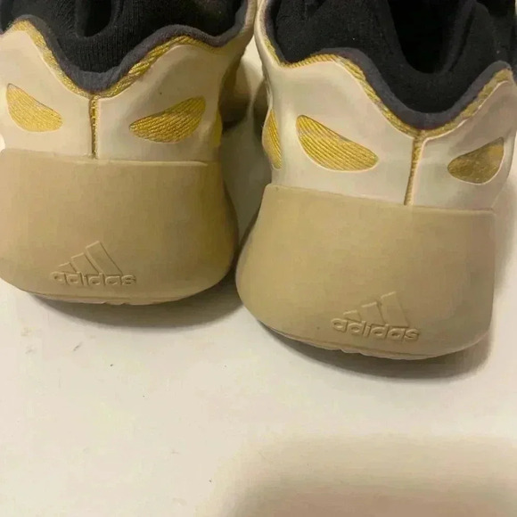 Adidas Yeezy 700 V3 "Safflower"APE 779001 
#126401668 Men's 10 US KANYE WEST - Picture 6 of 16